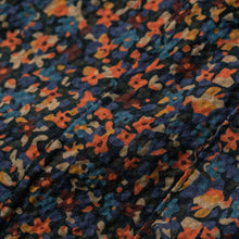 Load image into Gallery viewer, The Short Sleeve Hawthorne in Flower Field
