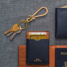 Load image into Gallery viewer, Keyhook in Raw Brass
